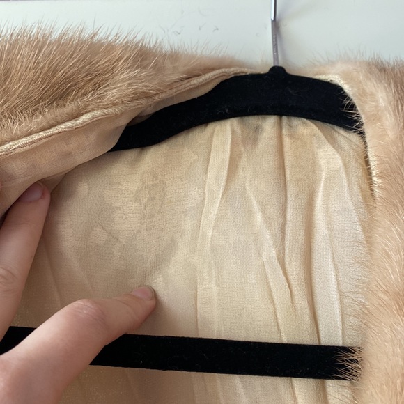 Vintage Cashmere Cardigan with Removable Fur Collar. - Picture 6 of 9